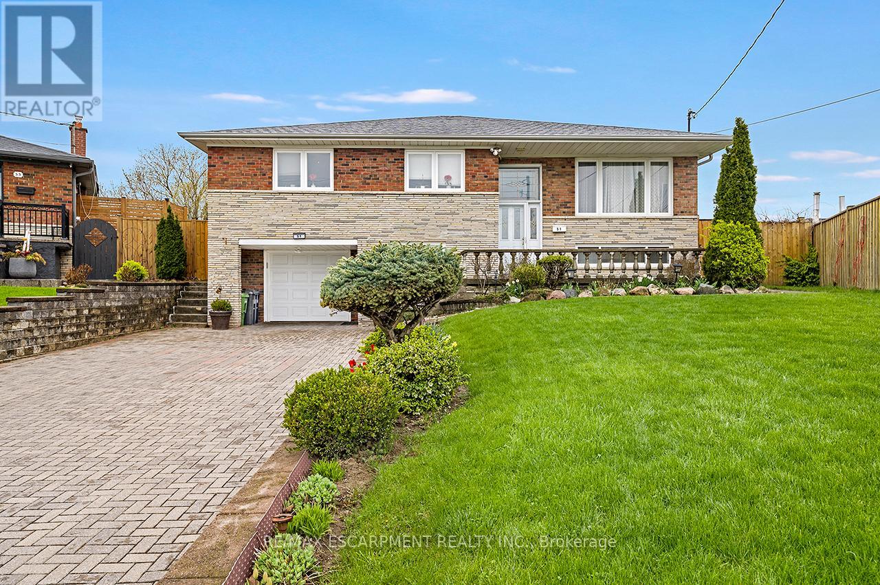 Detached at LOWER LEVEL - 51 MANGROVE ROAD, Toronto (Rustic)