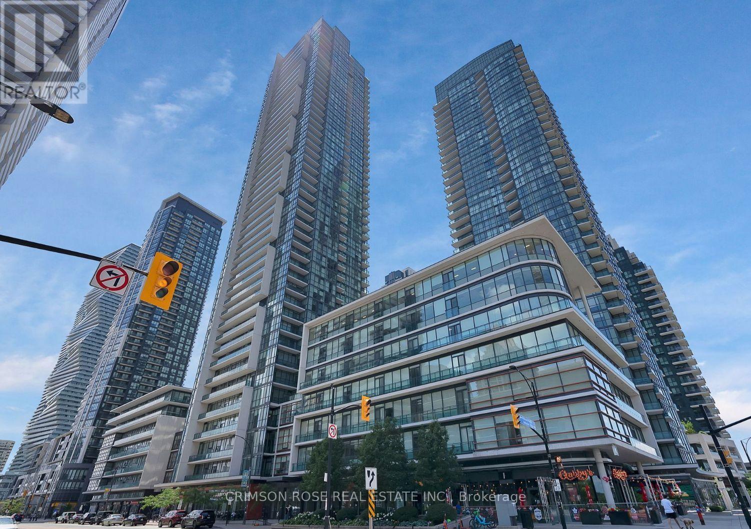 Apartment at 3603 - 4070 CONFEDERATION PARKWAY, Mississauga (Creditview)