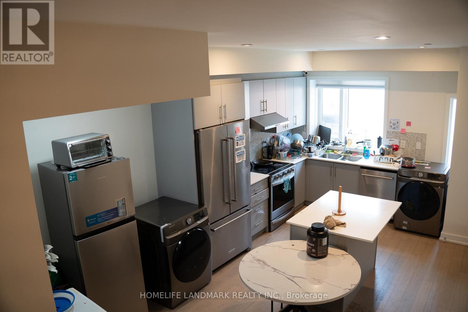 Townhouse at 110 WILLIAM DUNCAN ROAD, Toronto