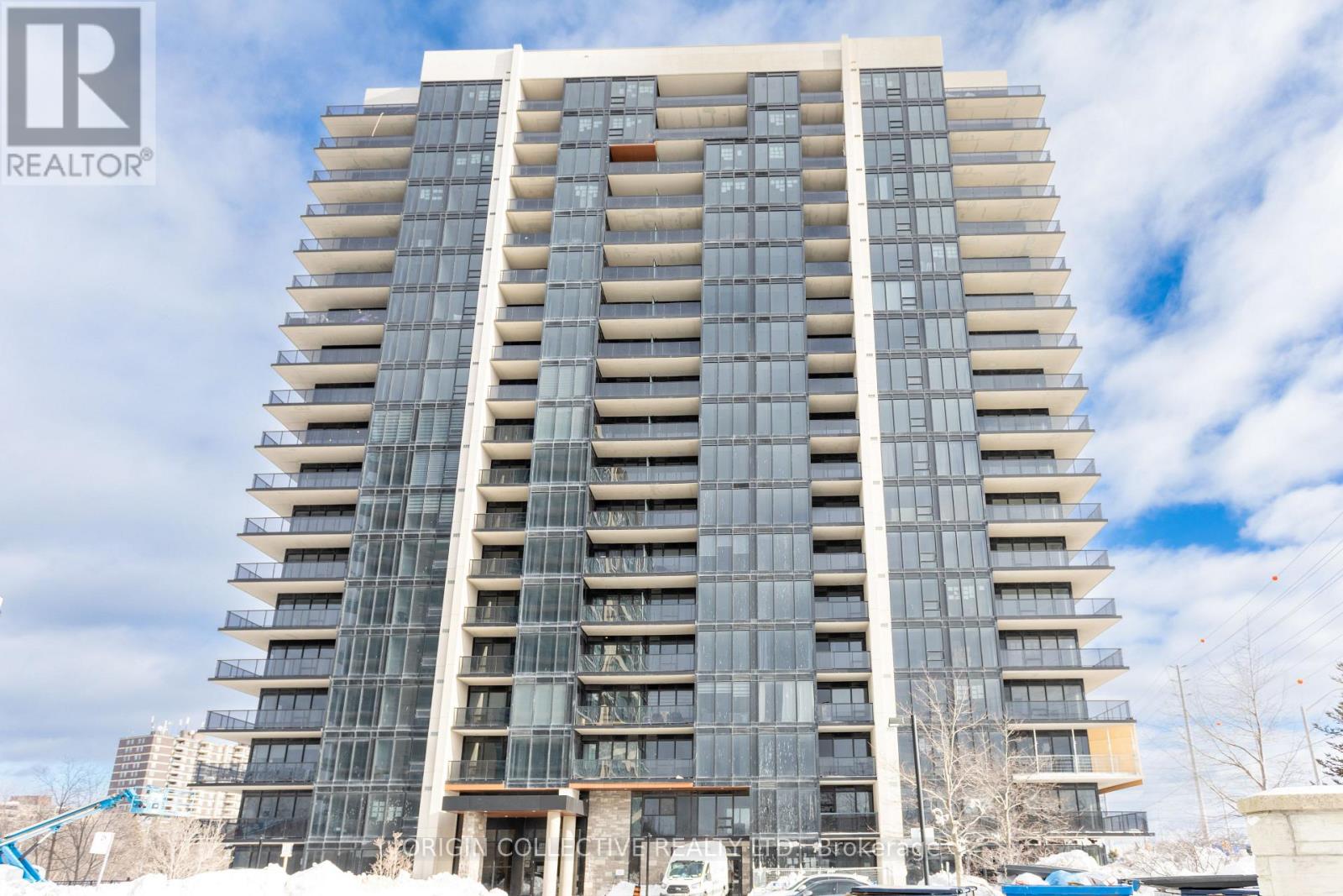 Apartment at 605 - 1035 SOUTHDOWN ROAD, Mississauga (Clarkson)