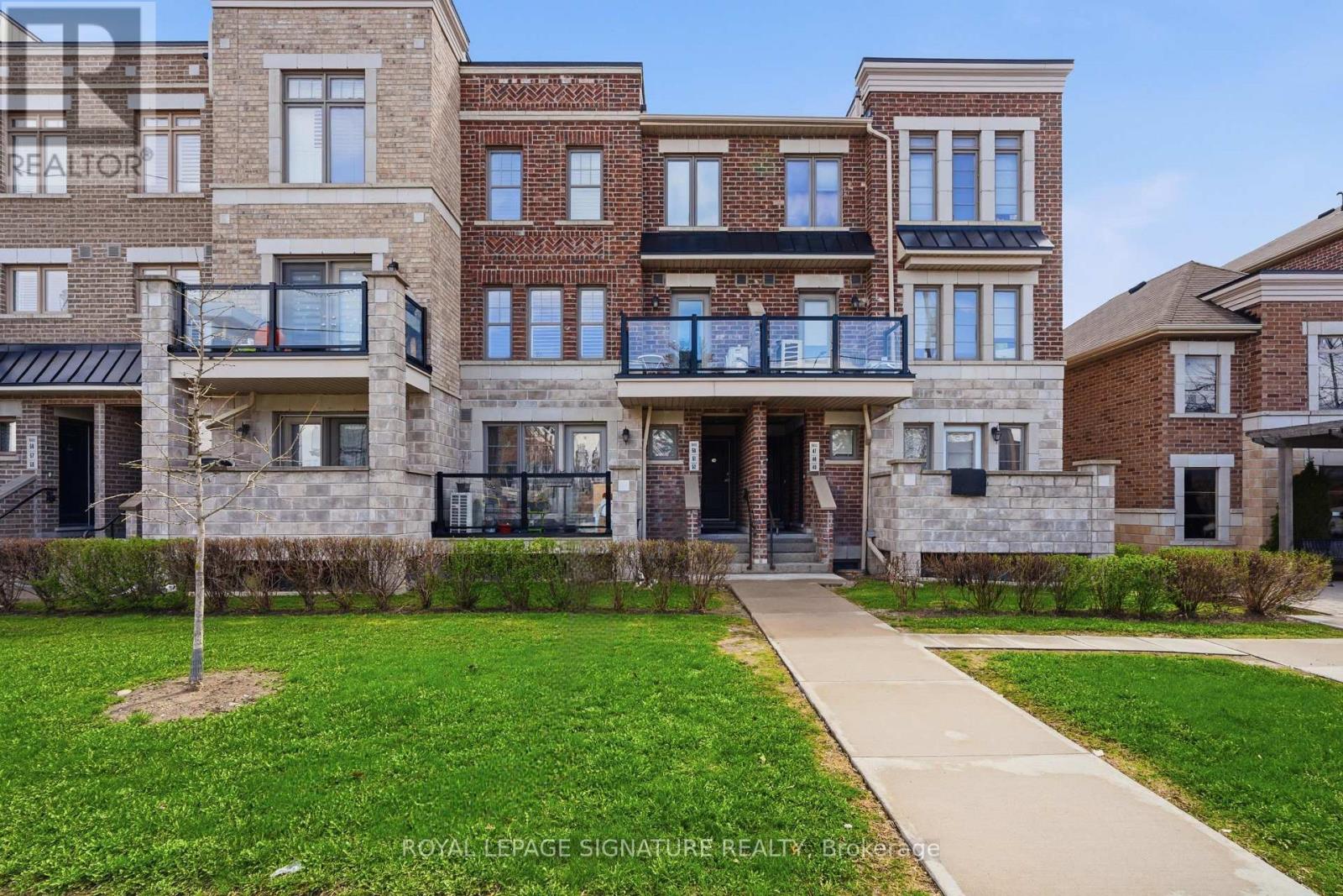 Townhouse at 50 - 2315 SHEPPARD AVENUE W, Toronto (Humberlea-Pelmo Park)