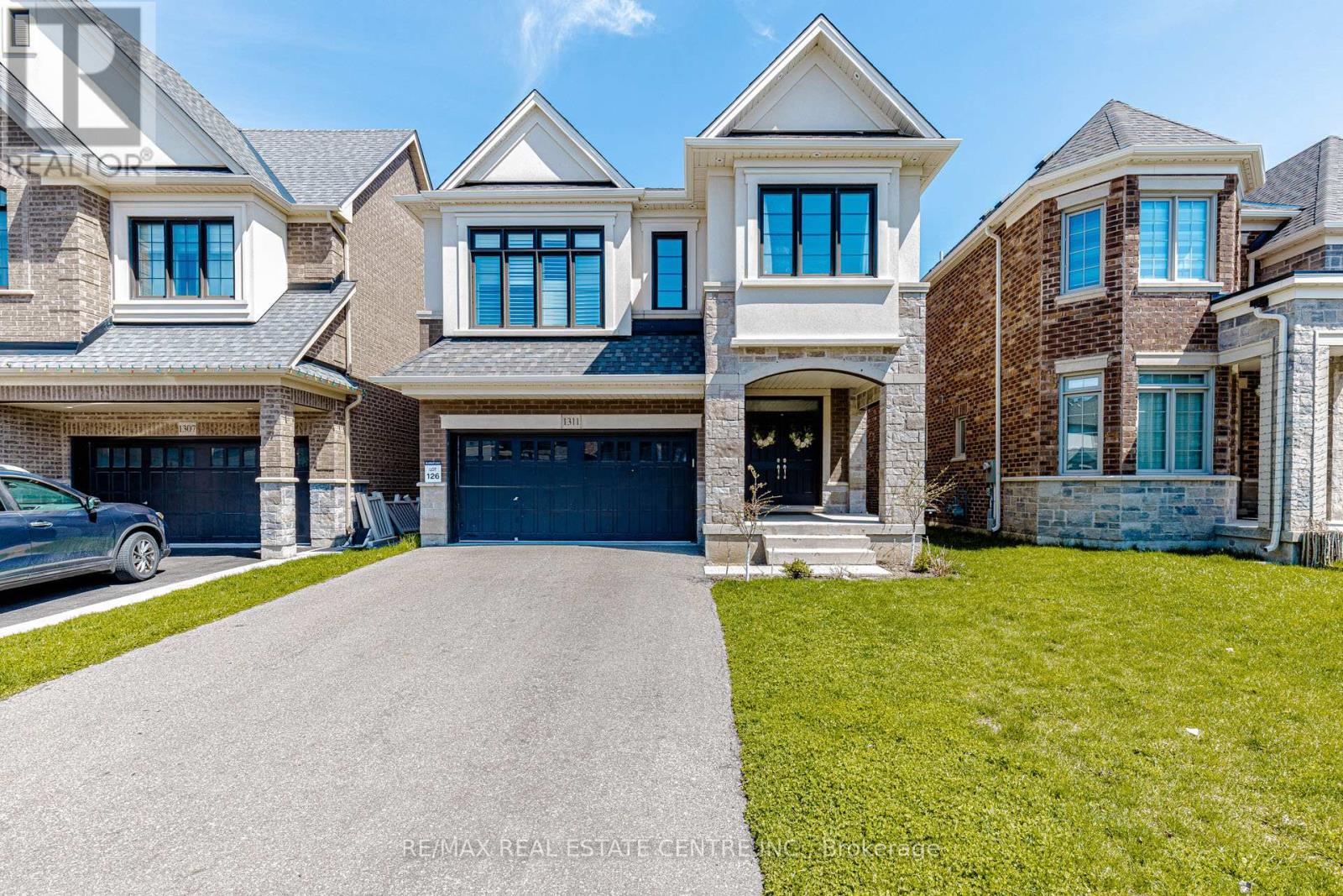Detached at 1311 BRITTON CRESCENT, Milton (FO Ford)
