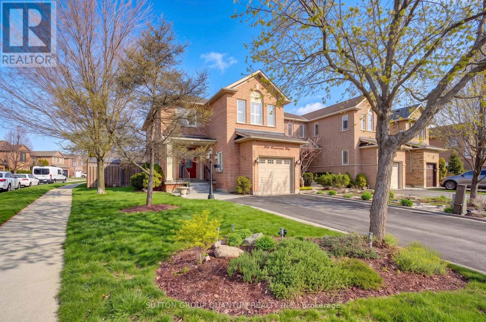 Detached at 350 RAVINEVIEW WAY, Oakville (WC Wedgewood Creek)
