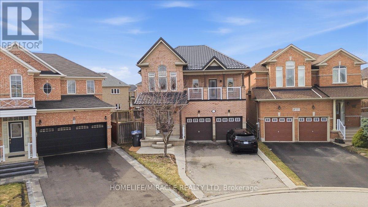 Detached at 6 PRIMA VISTA COURT, Brampton (Fletcher's Meadow)