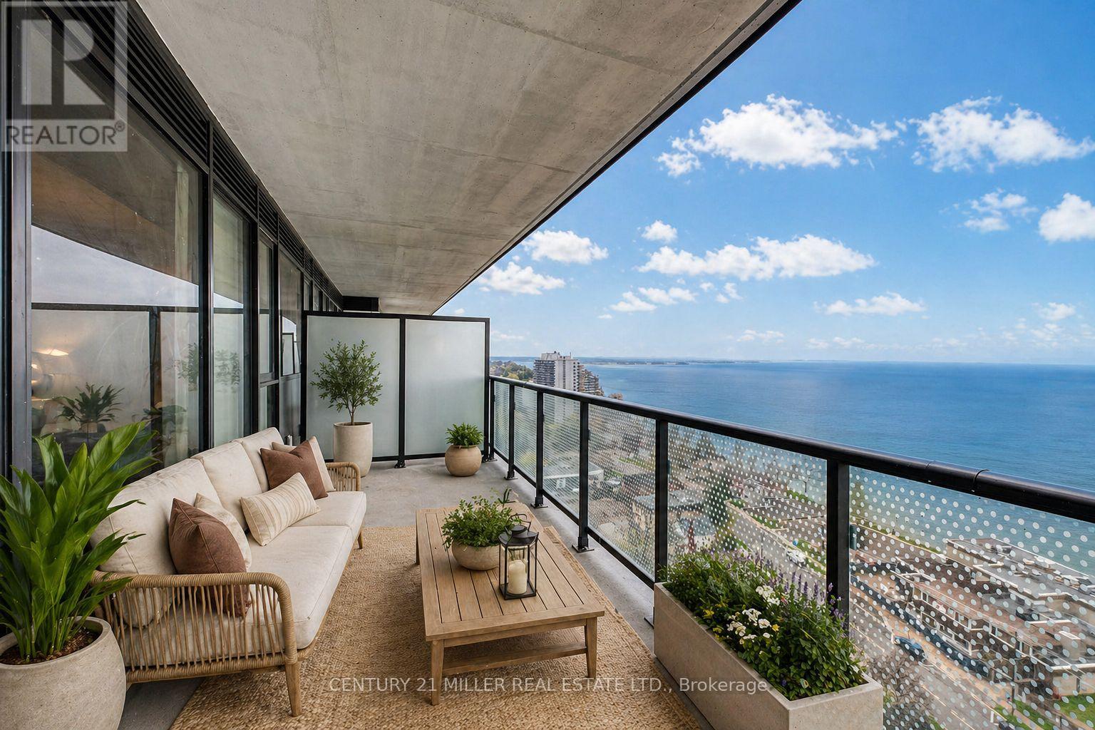 Apartment at 1507 - 2075 LAKESHORE ROAD, Burlington (Brant)