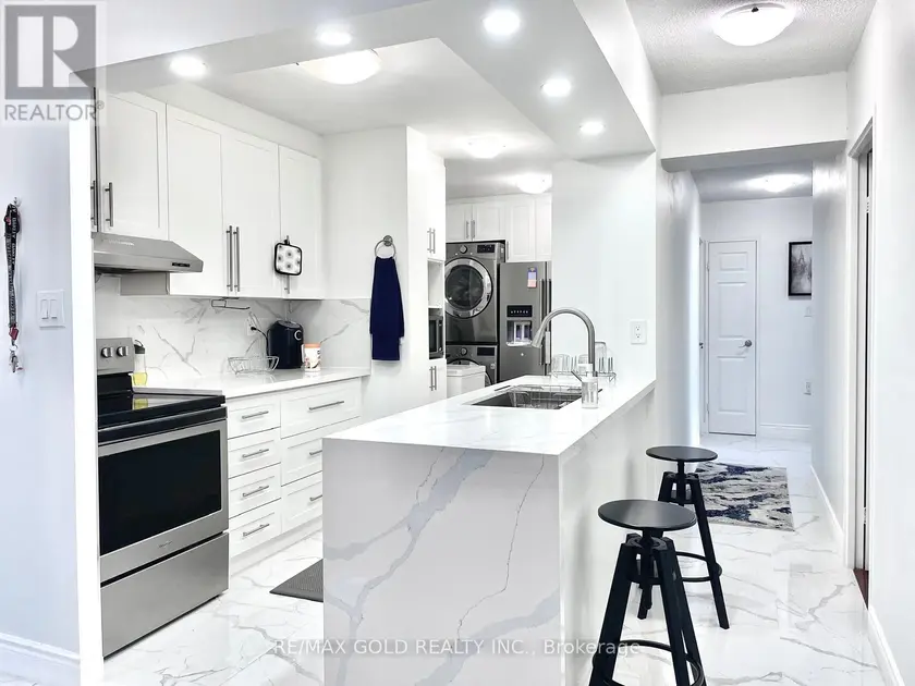Apartment at 1611 - 390 DIXON ROAD, Toronto