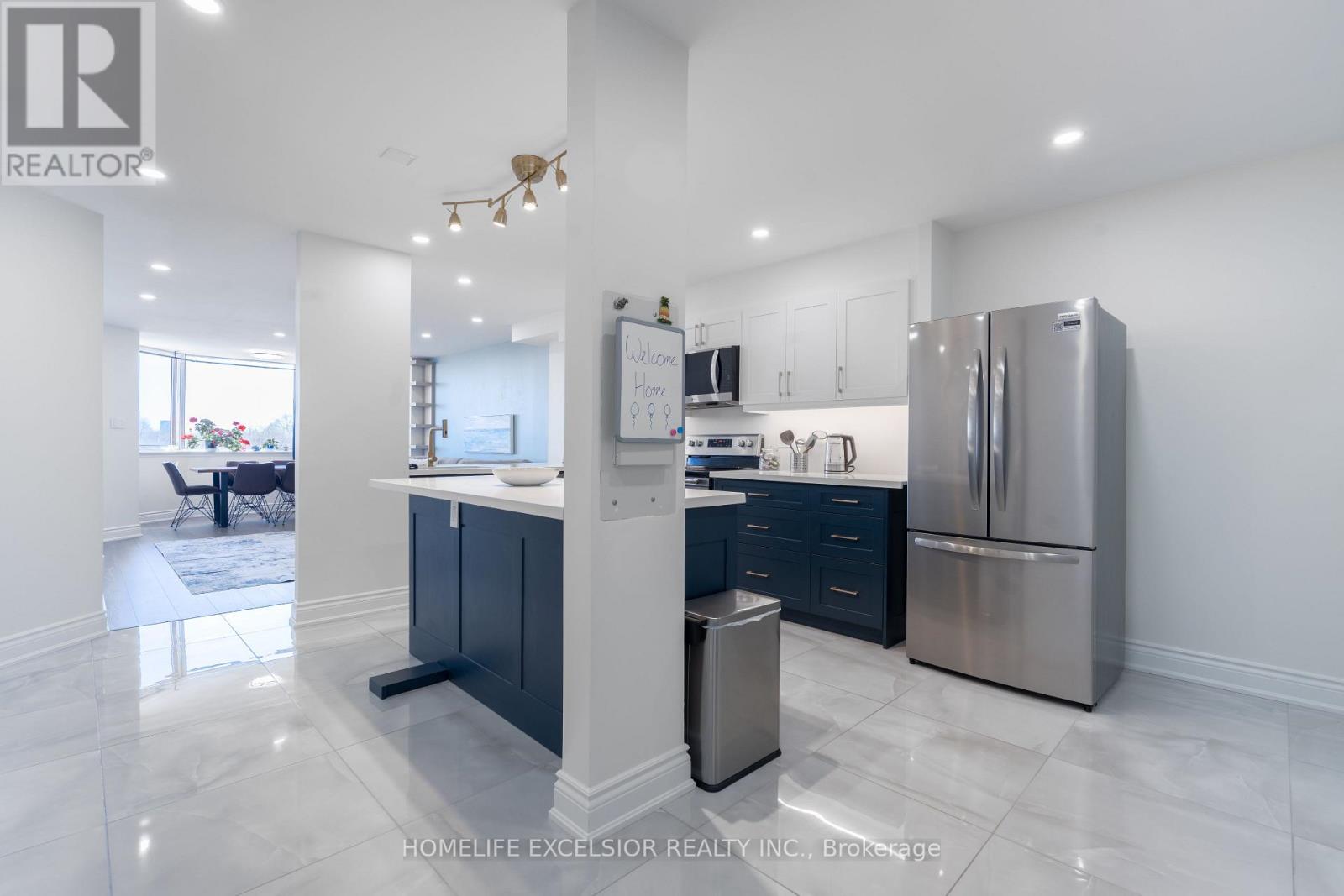 Apartment at 612 - 236 ALBION ROAD, Toronto (Elms-Old Rexdale)