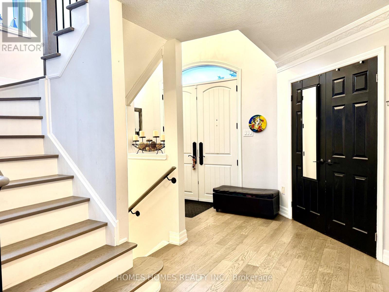 Detached at 36 FRUSTAC TRAIL, Caledon