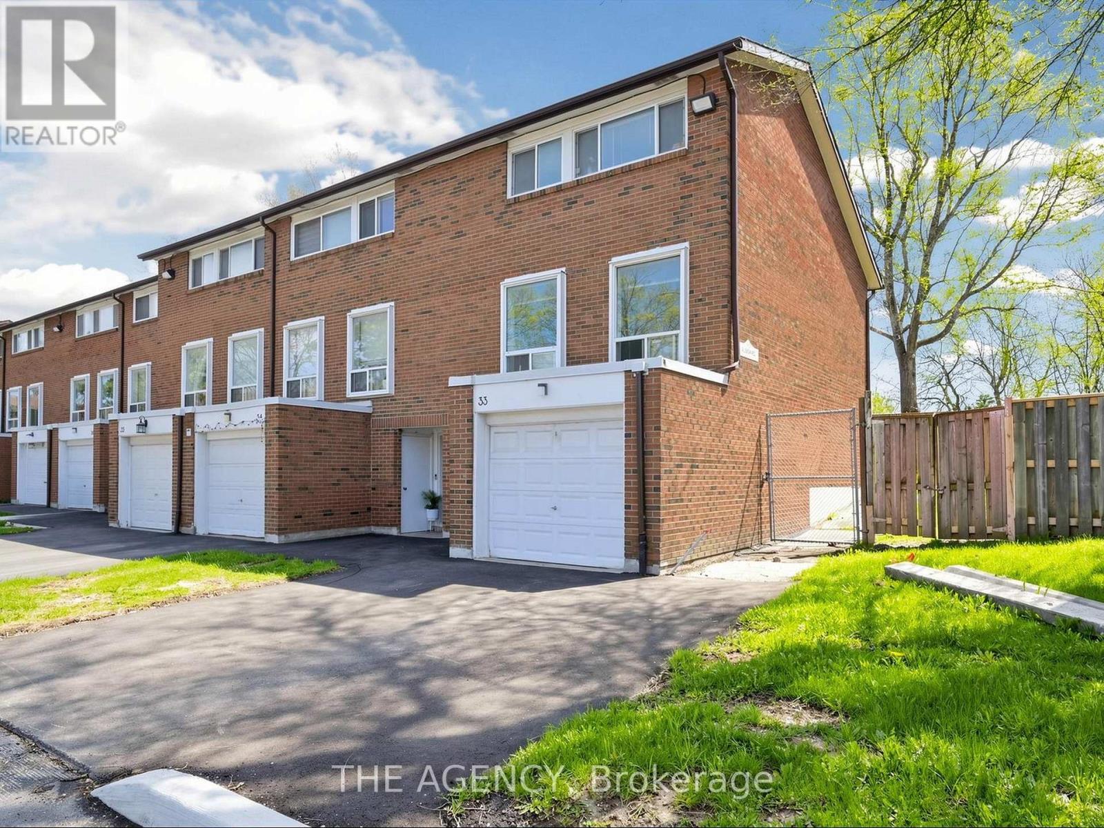 Townhouse at #33 - 1559 ALBION ROAD, Toronto