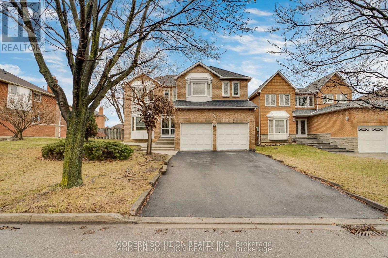 Detached at 438 OJIBWAY TRAIL, Mississauga (Hurontario)