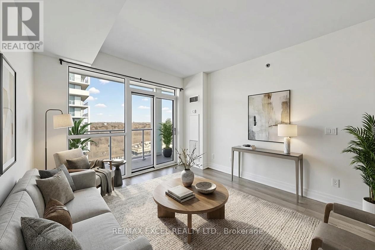 Apartment at 1702 - 55 SPEERS ROAD, Oakville (CO Central)