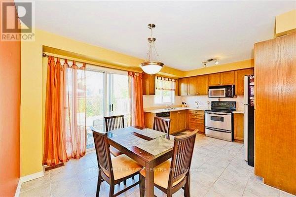 Townhouse at 5673 FLORA DRIVE, Burlington