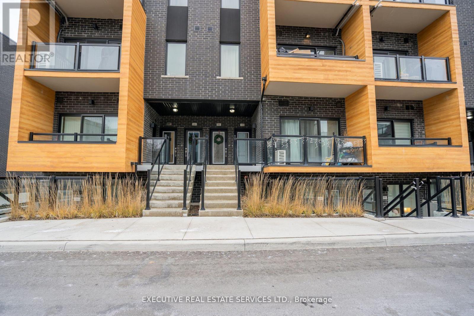 Townhouse at 226 - 1145 JOURNEYMAN LANE, Mississauga (Clarkson)