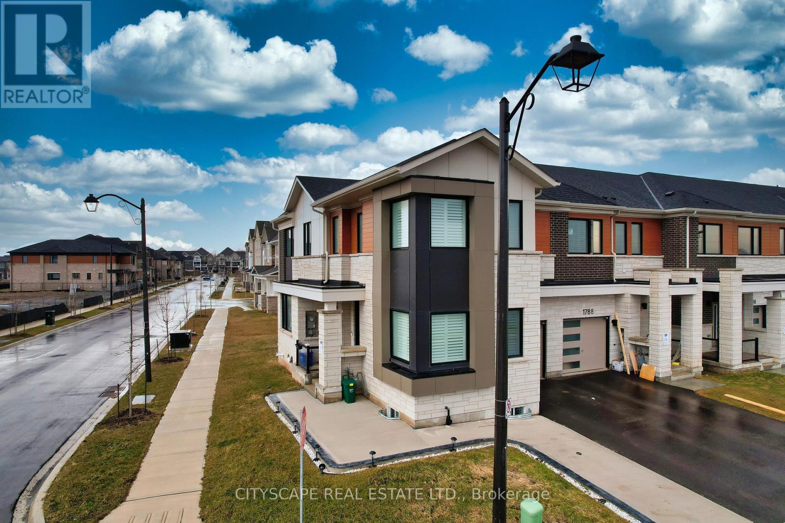 Townhouse at 1790 DANCE COURT NW, Milton (BW Bowes)