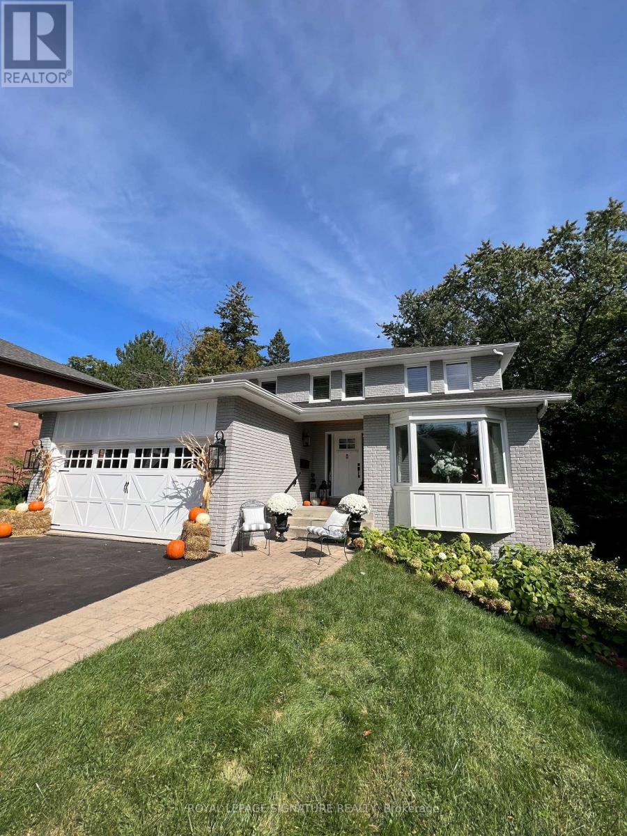 Detached at LOWER LEVEL - 964 ALBERTSON CRESCENT, Mississauga (Lorne Park)