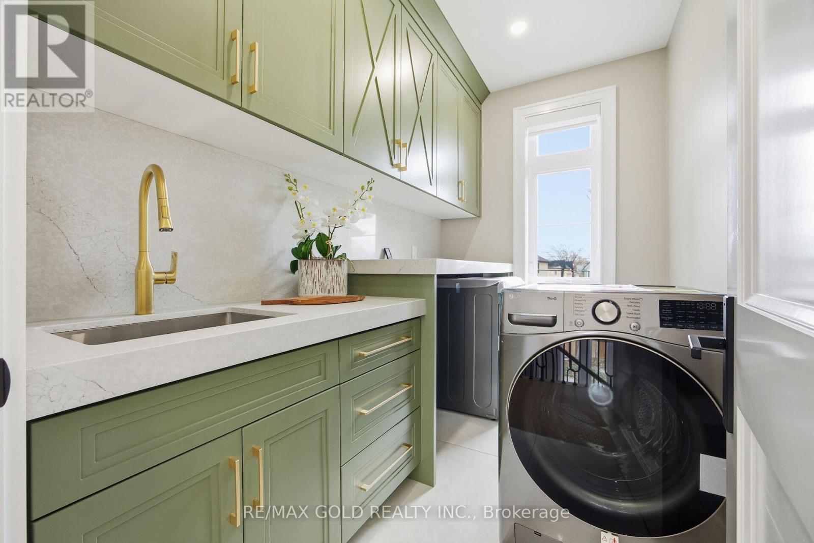 Detached at 507 WILDWOOD DRIVE, Oakville