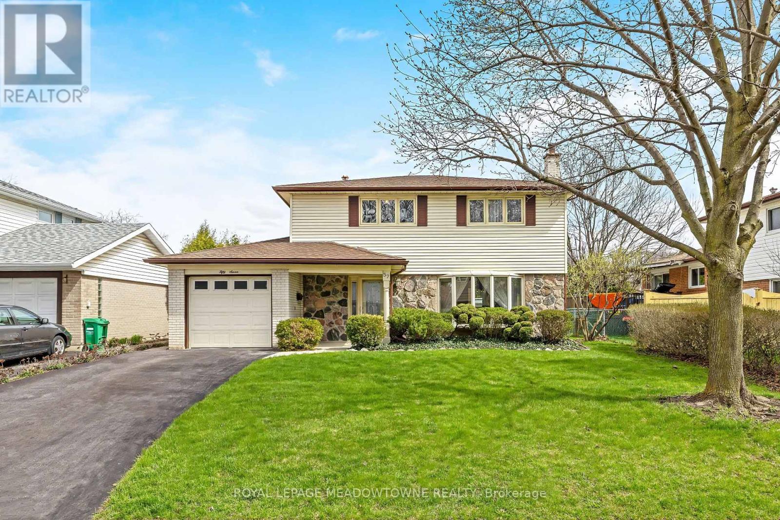Detached at 57 INGLEWOOD DRIVE, Brampton (Brampton East)