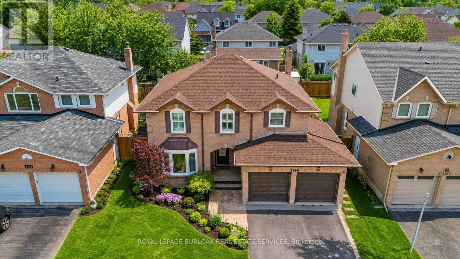 Detached at 3199 DESMOND DRIVE, Burlington (Headon)