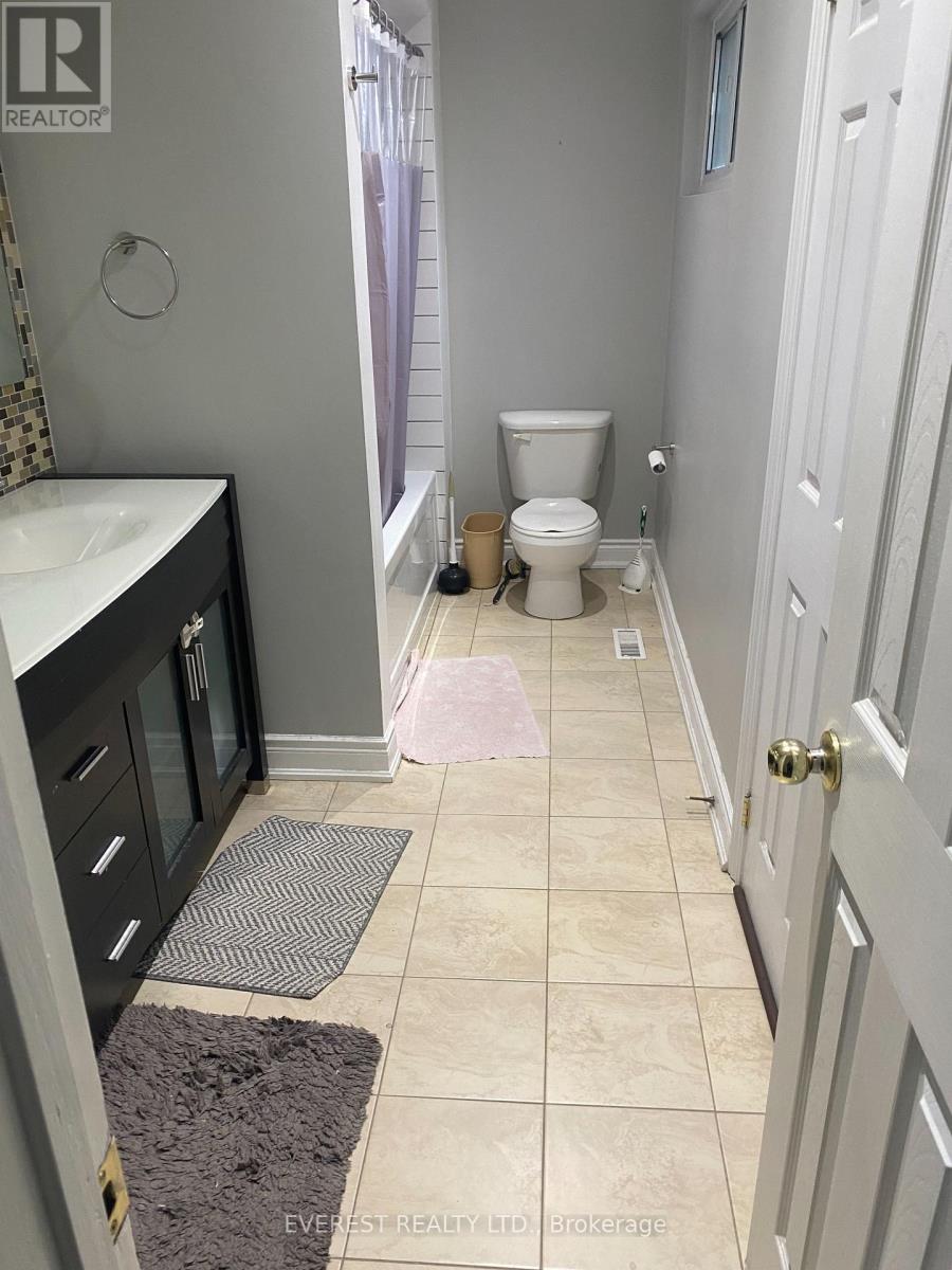 Townhouse at 55 THISTLE DOWN BOULEVARD W, Toronto (Thistletown-Beaumonde Heights)