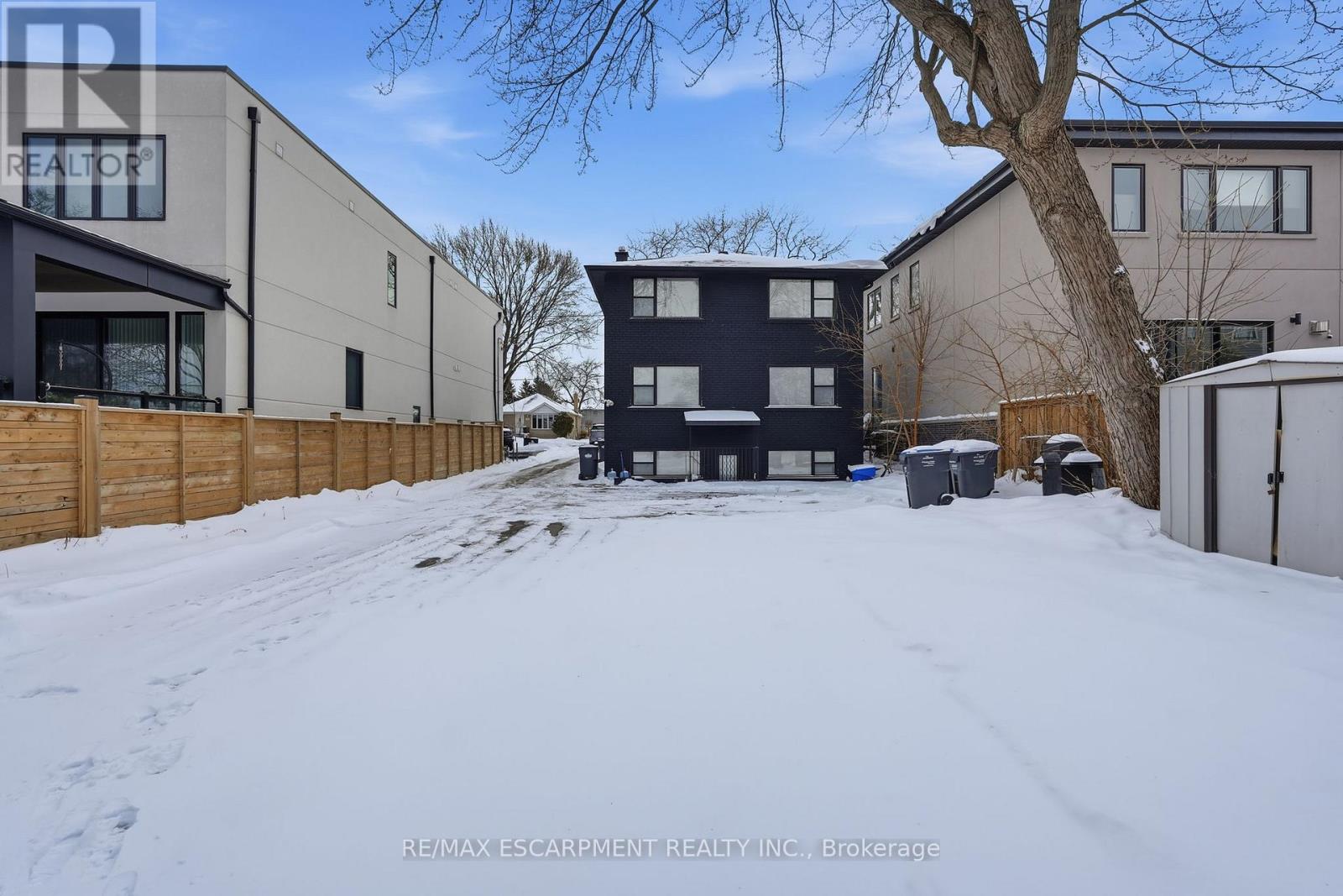 Multiplex at 43 BROADVIEW AVENUE, Mississauga