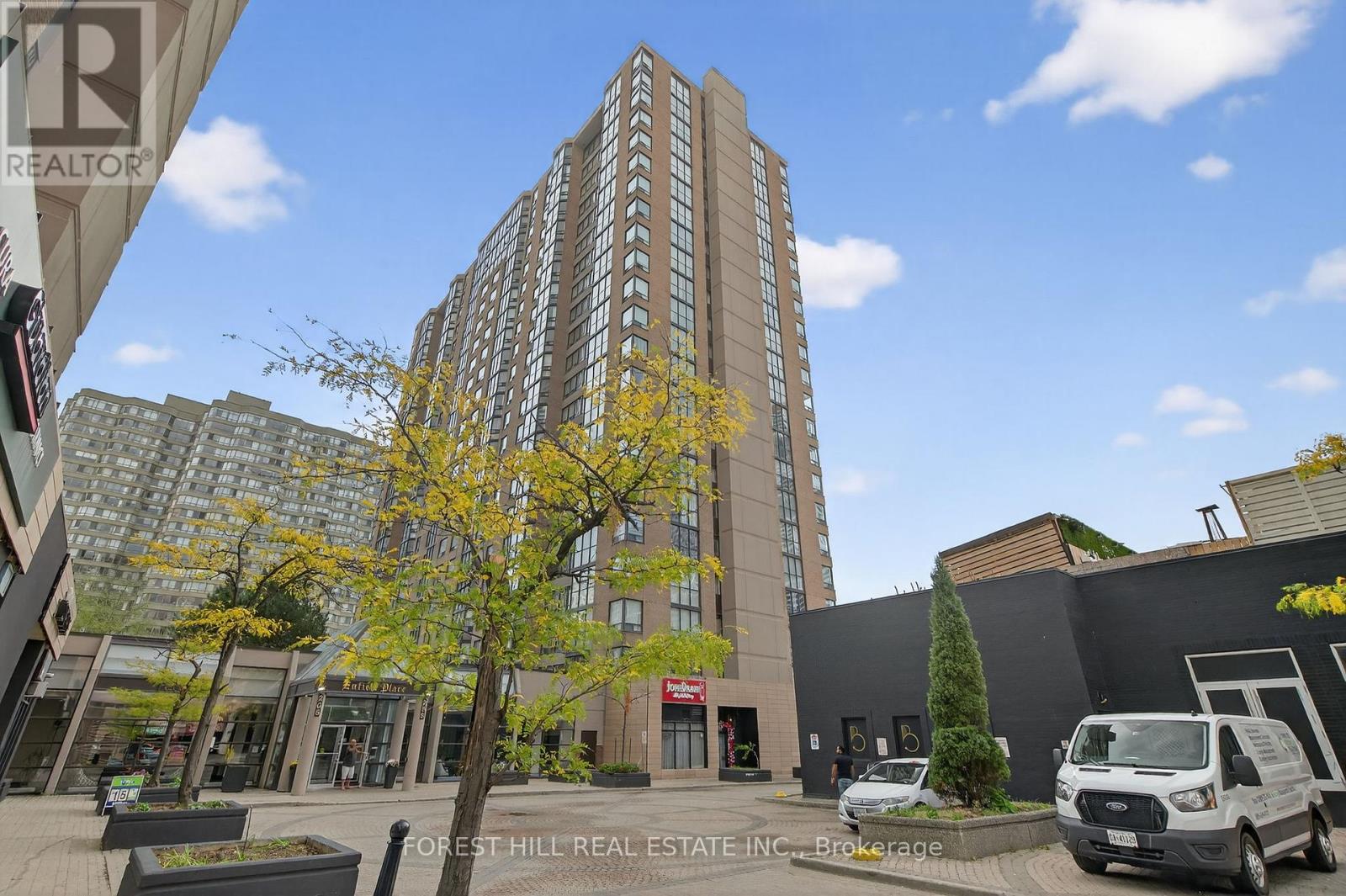 Apartment at 210 - 285 ENFIELD PLACE, Mississauga (City Centre)