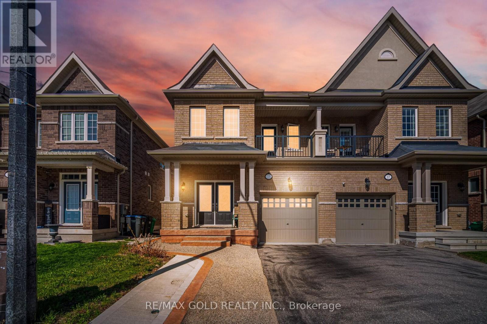 Semi-Detached/Link at 15 PERDITA ROAD, Brampton (Bram West)