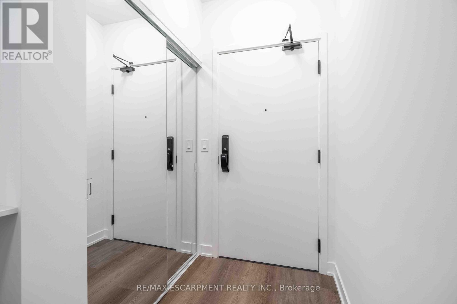 Apartment at 416 - 2075 LAKESHORE ROAD, Burlington (Brant)