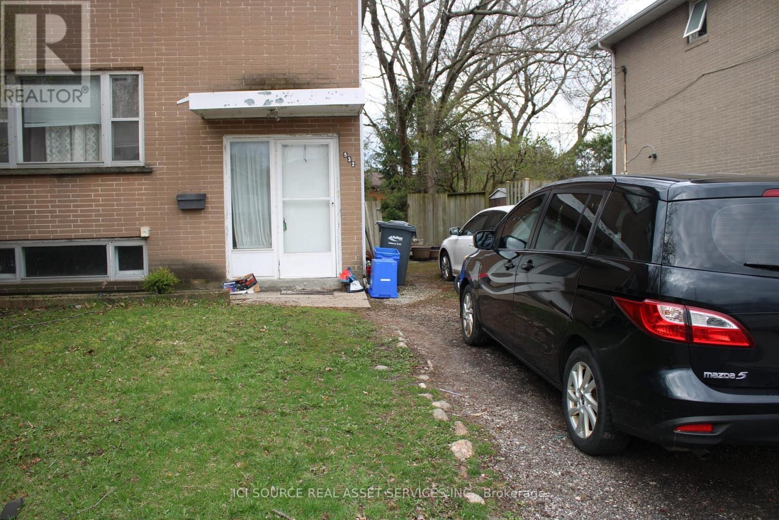 Semi-Detached/Link at 532 APPLEBY LINE, Burlington (Shoreacres)