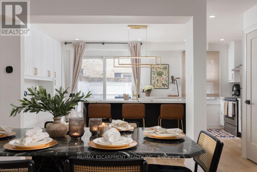 Townhouse at 1422 GHENT AVENUE E, Burlington (Brant)