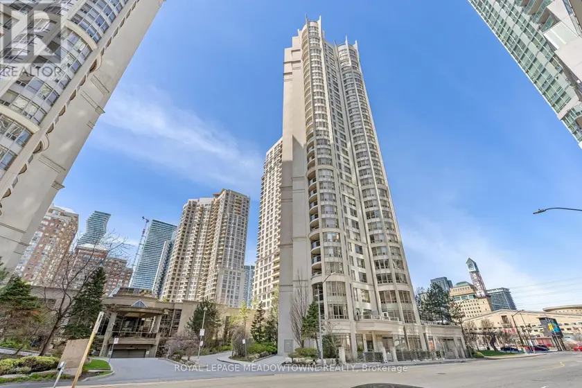 Apartment at 1030 - 3888 DUKE OF YORK BOULEVARD, Mississauga