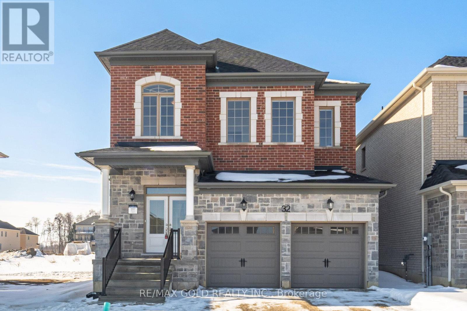 Detached at 32 ADDISON STREET, Caledon (Caledon East)