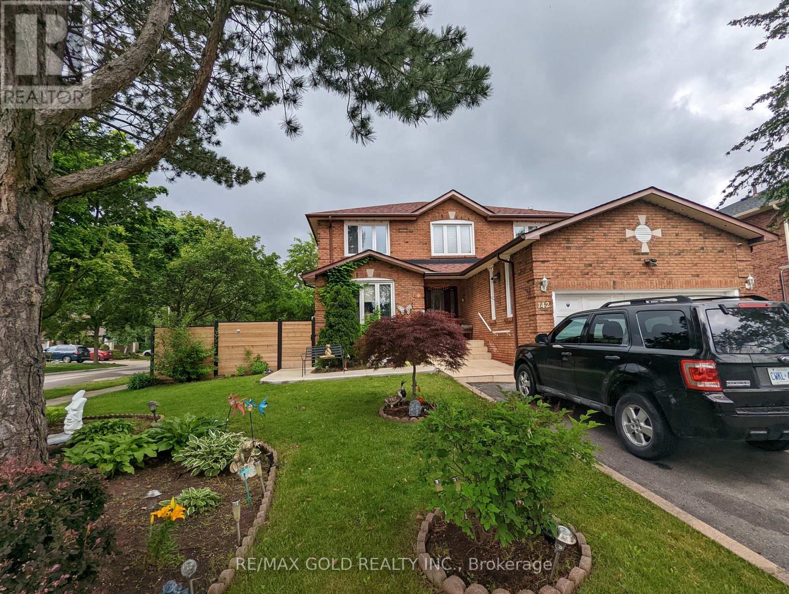 Detached at 142 WHITCHURCH MEWS, Mississauga (Cooksville)