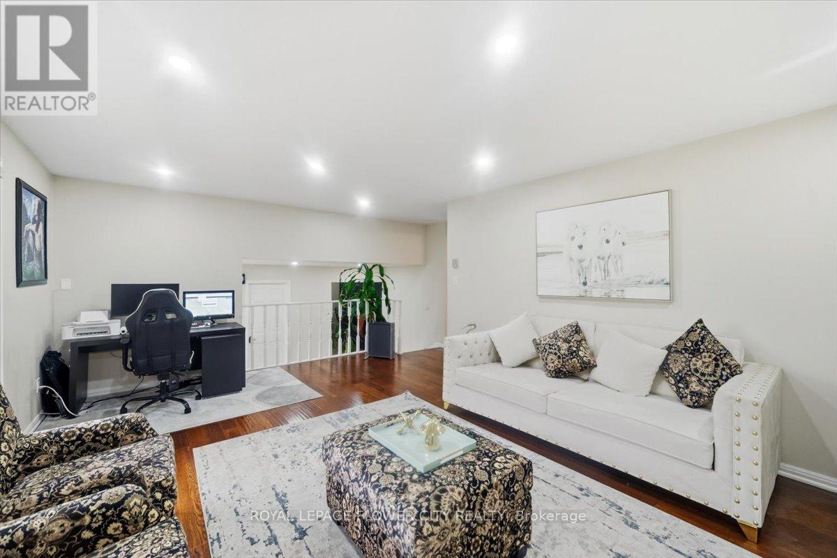 Detached at 14264 EIGHTH LINE, Halton Hills