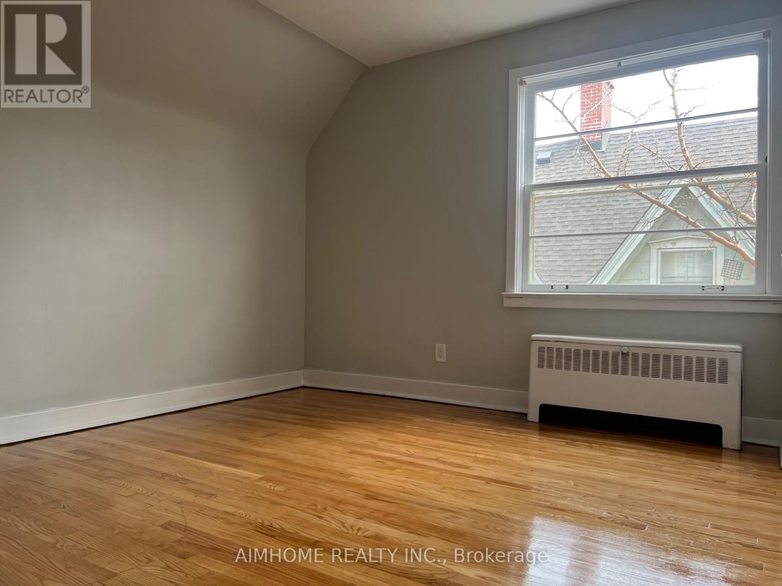 Multiplex at 4 - 425 BURLINGTON AVENUE, Burlington