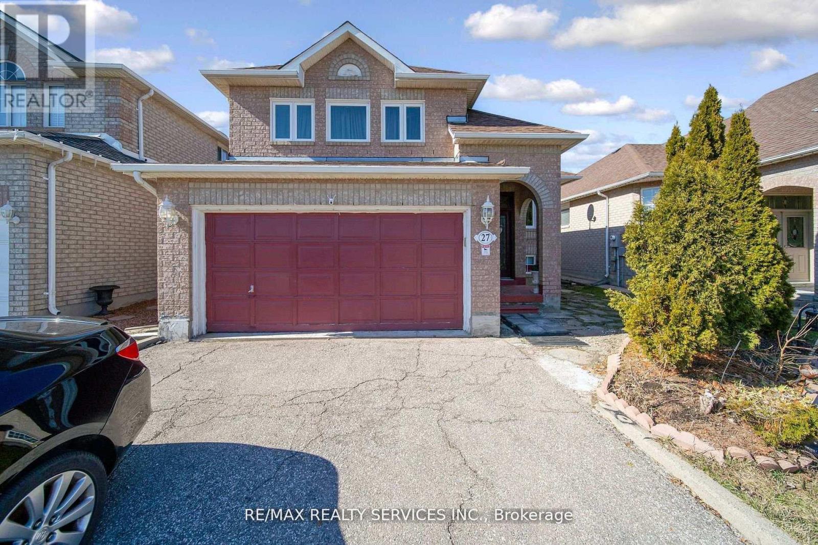 Detached at 27 SUNCREST DRIVE, Brampton (Brampton West)