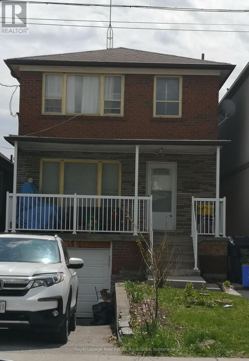 Detached at 5 HOMEVIEW AVENUE, Toronto (Rockcliffe-Smythe)