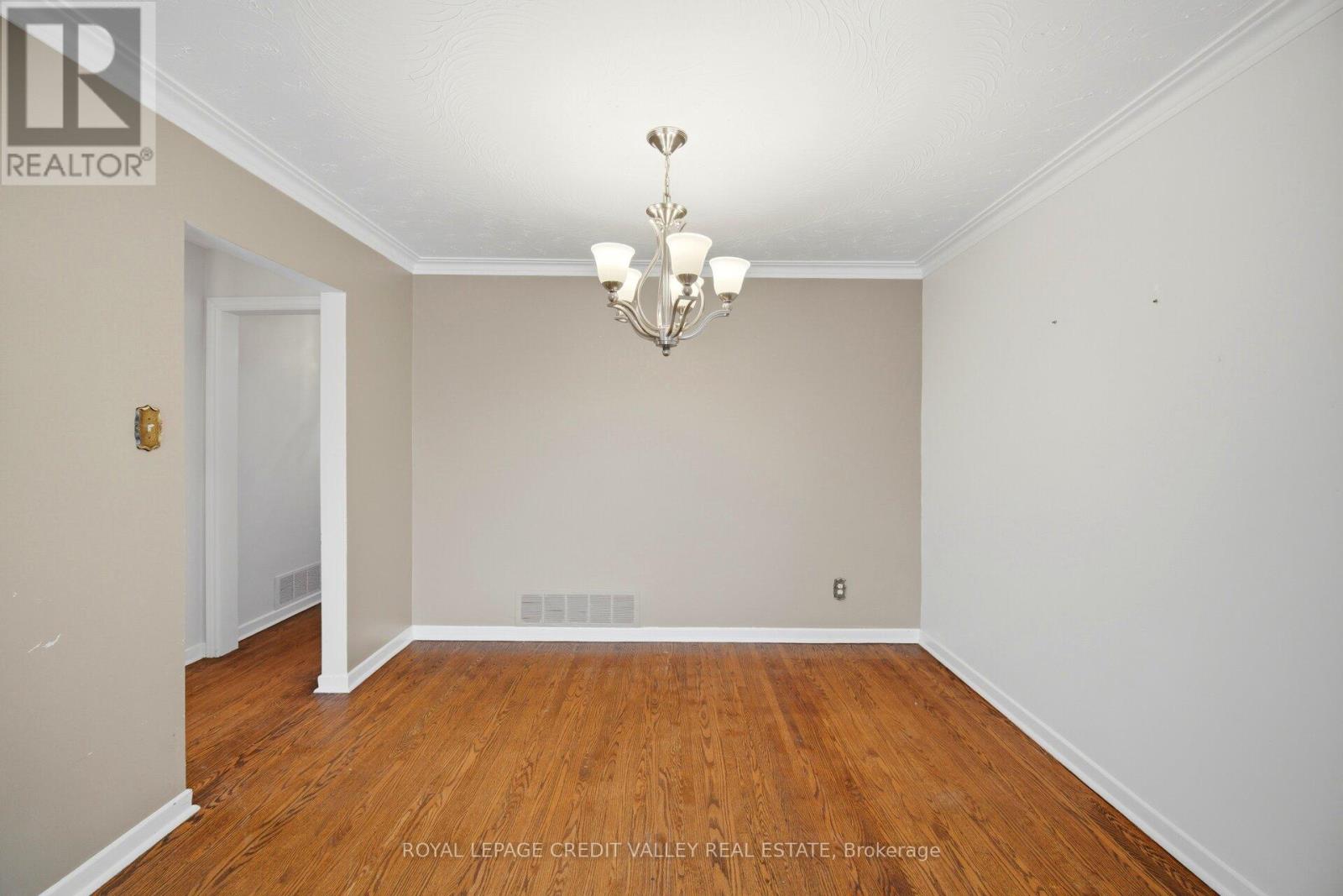 Semi-Detached/Link at 13 CHERYL COURT, Brampton