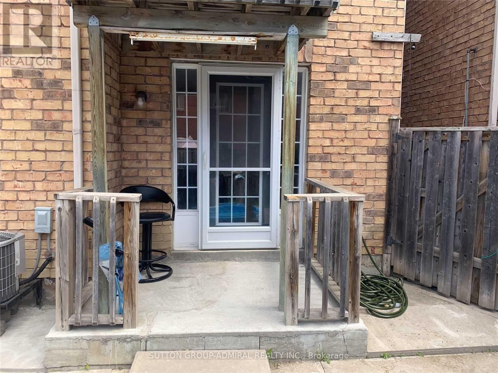 Semi-Detached/Link at 101 SAN GABRIELE PLACE, Toronto (Humber Summit)