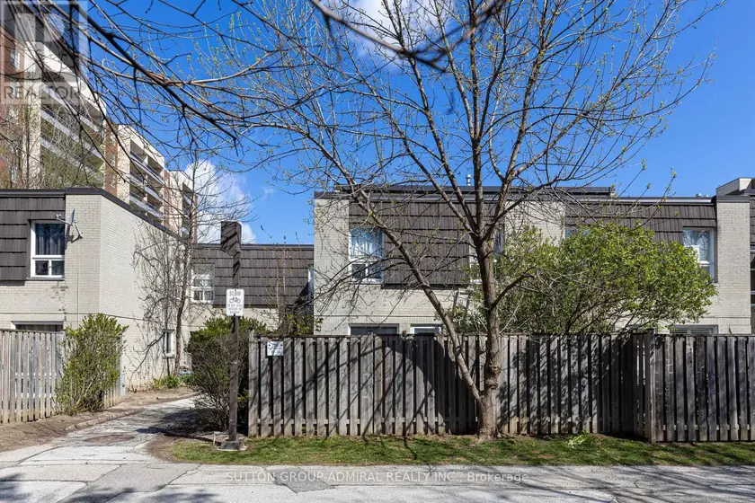 Townhouse at 11 - 21 FOUR WINDS DRIVE, Toronto