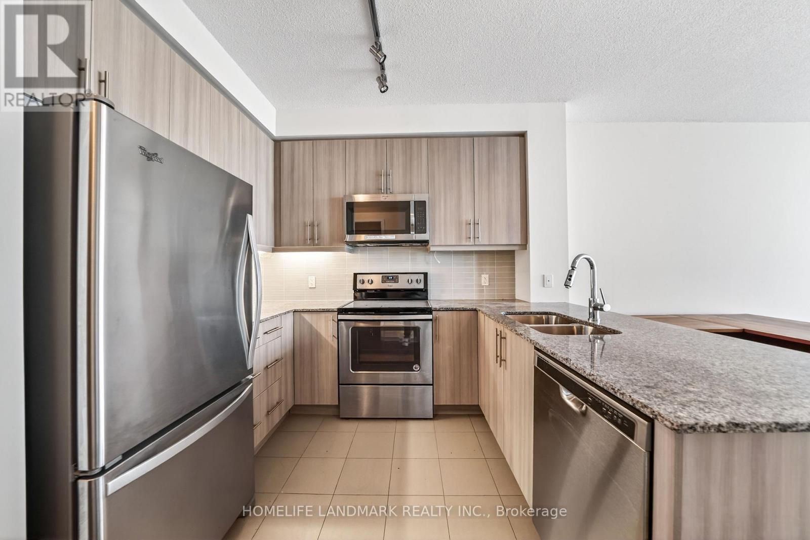 Apartment at 3006 - 3975 GRAND PARK AVENUE, Mississauga