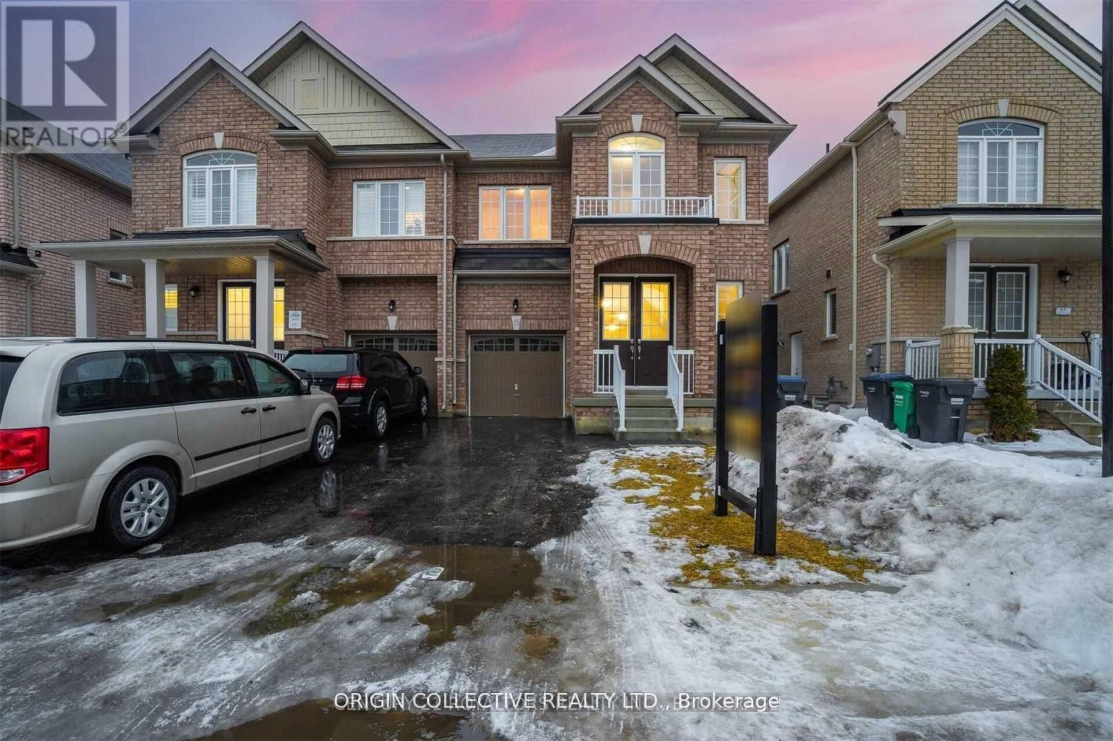 Semi-Detached/Link at 15 GERMAIN CIRCLE, Brampton (Credit Valley)