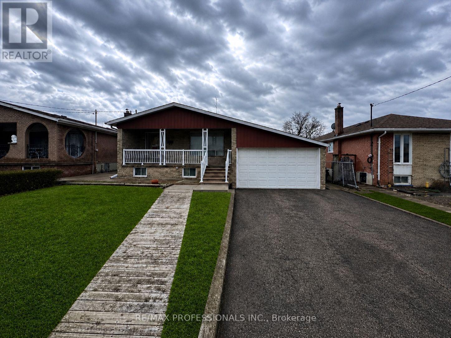 Detached at 83 SPENVALLEY DRIVE, Toronto (Glenfield-Jane Heights)