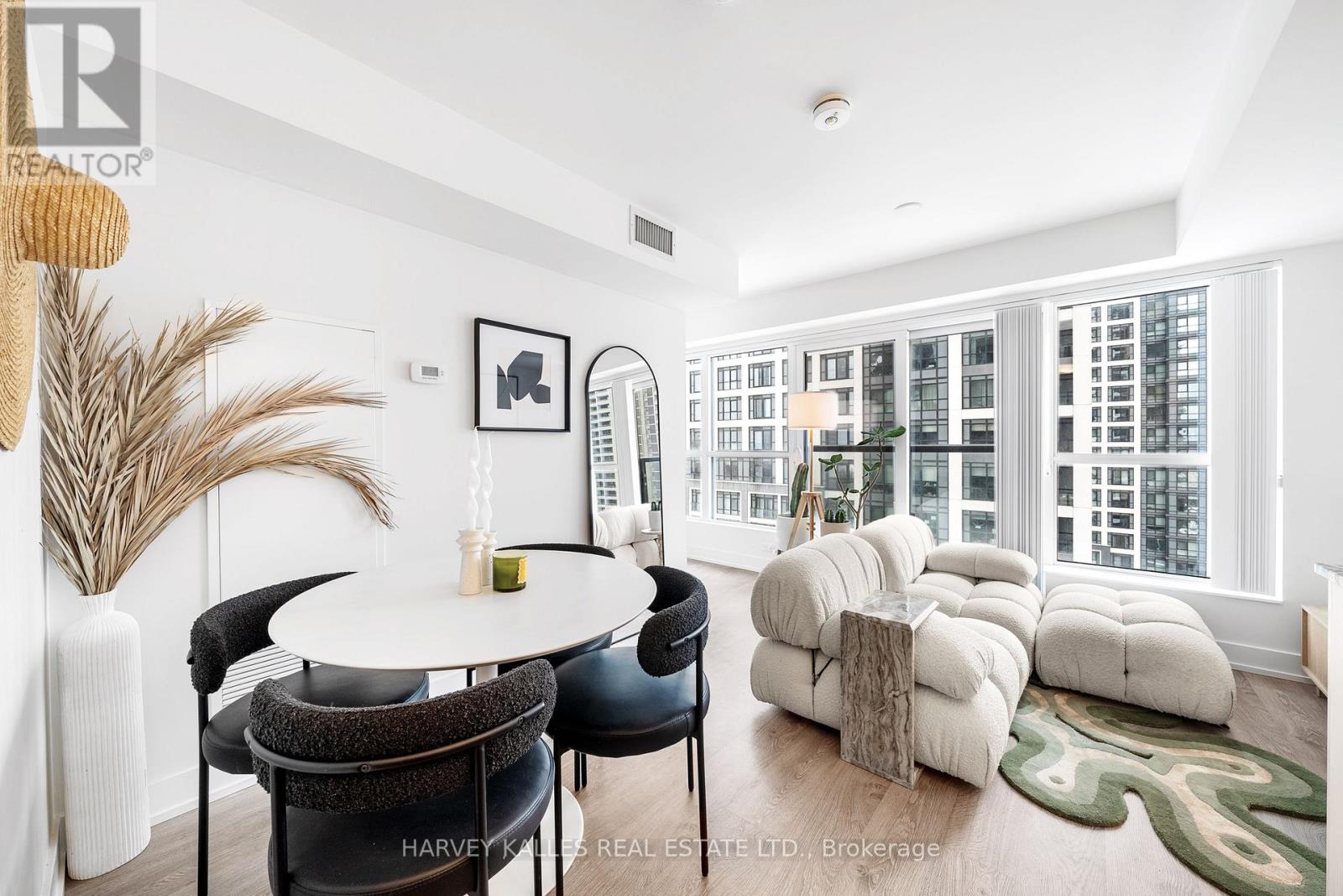 Apartment at 1131 - 5 MABELLE AVENUE, Toronto (Islington-City Centre West)
