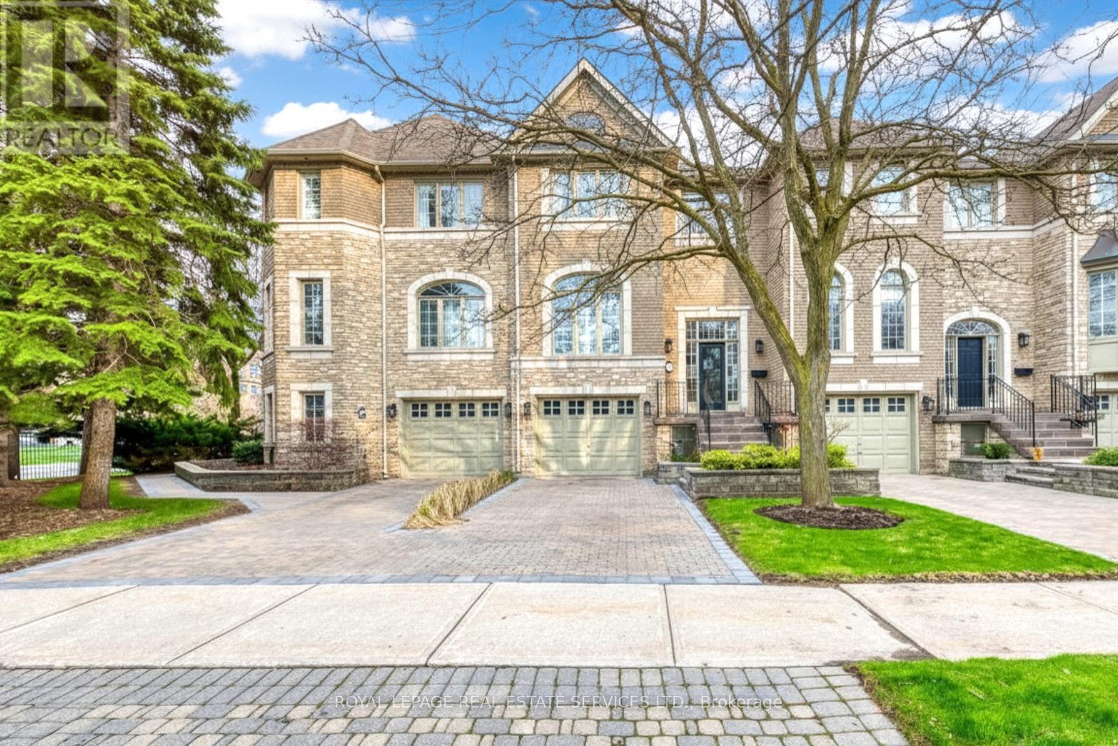 Townhouse at 175 LA ROSE AVENUE, Toronto (Willowridge-Martingrove-Richview)