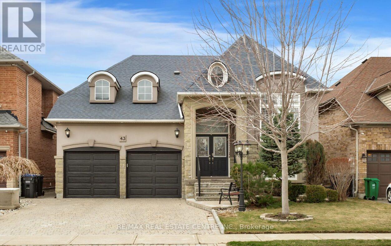 Detached at 43 DONHERB CRESCENT, Caledon