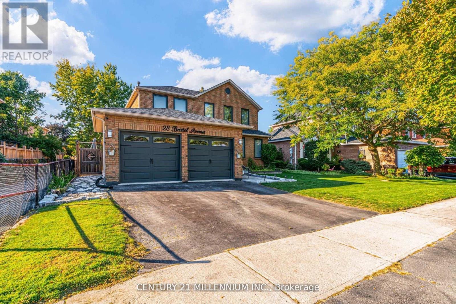Detached at 28 BRISTOL AVENUE, Brampton (Northwood Park)