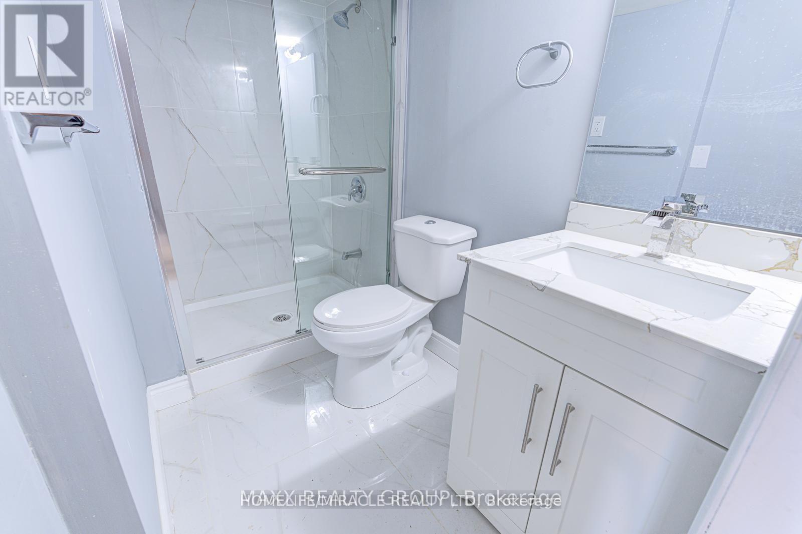 Semi-Detached/Link at 109 WOODSEND RUN, Brampton