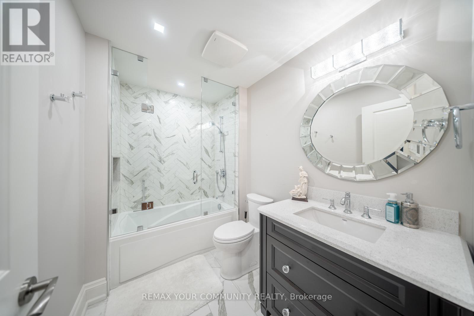 Detached at 1551 WARLAND ROAD, Oakville