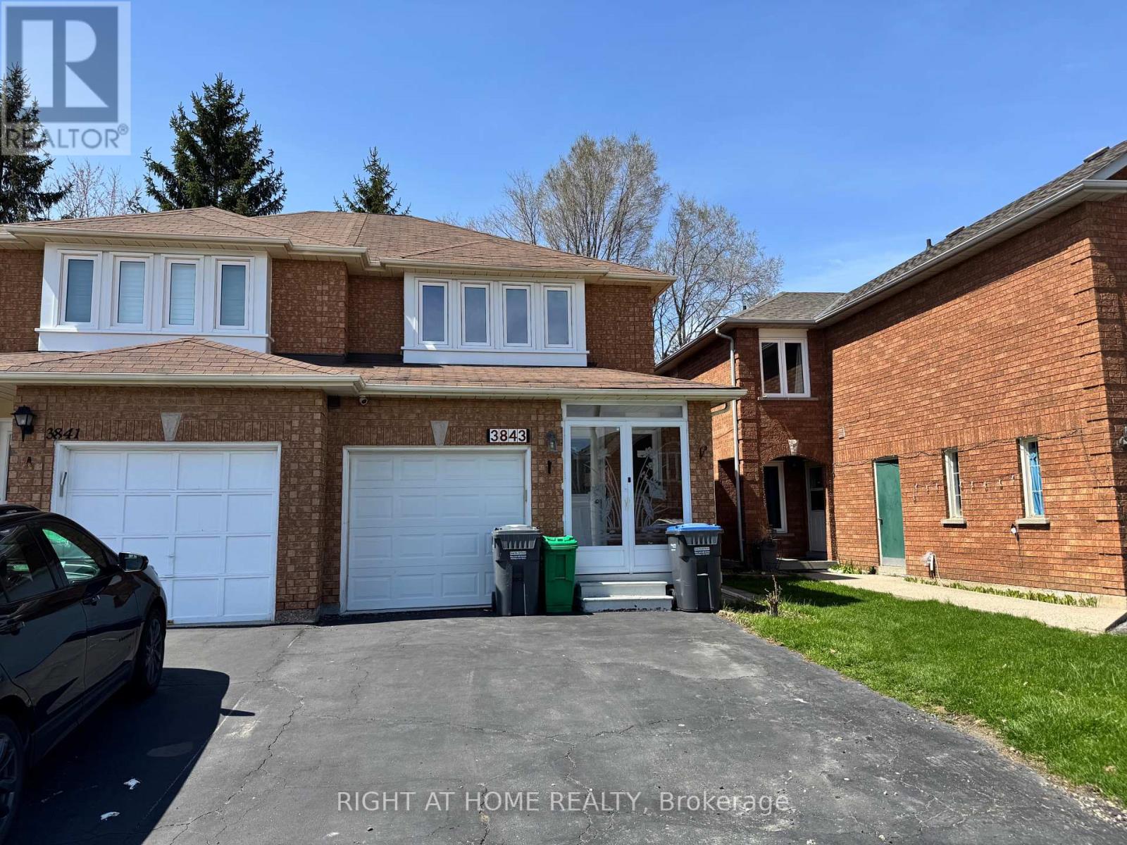 Semi-Detached/Link at UPPER - 3843 DENSBURY DRIVE, Mississauga (Lisgar)