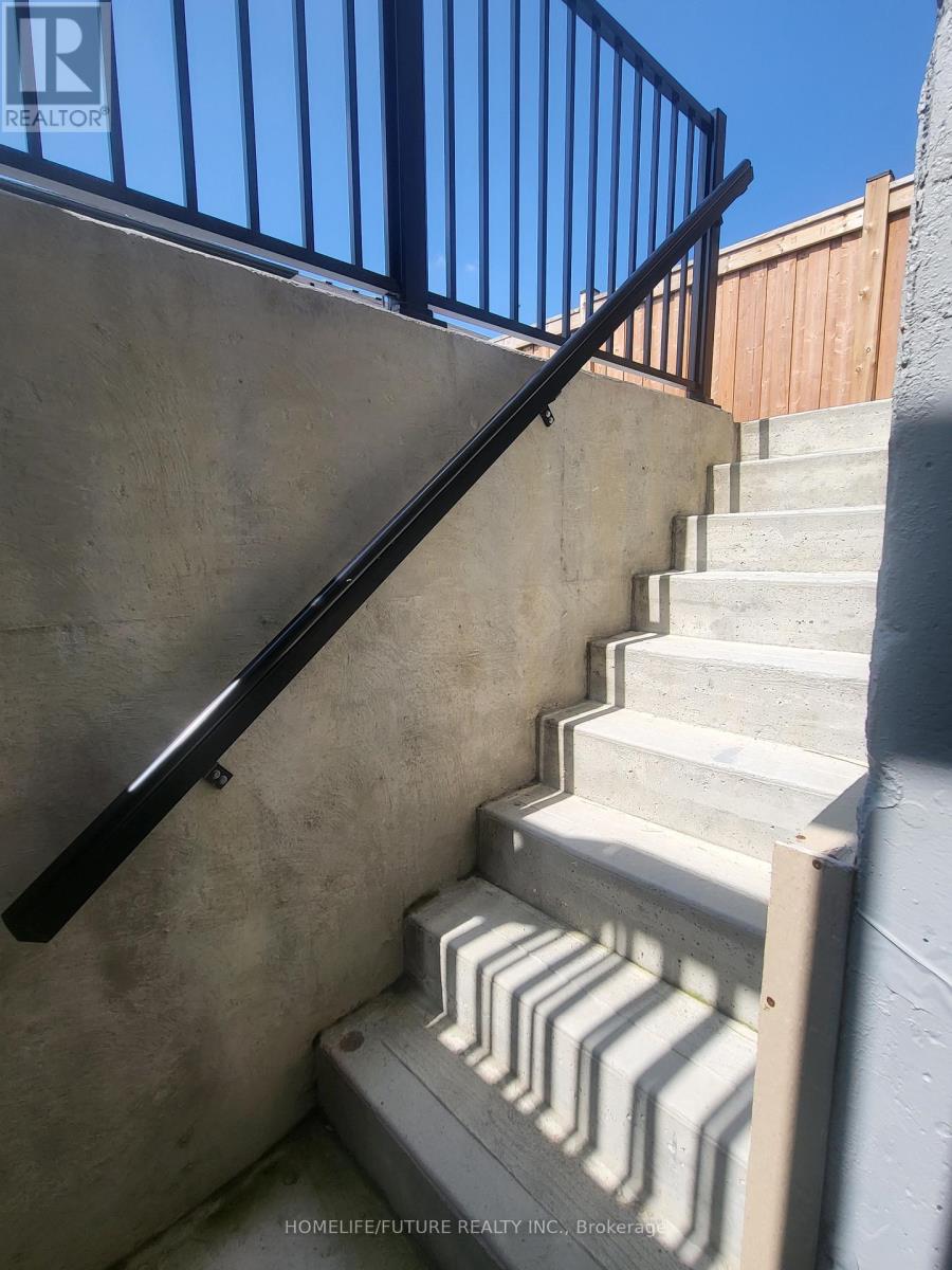 Townhouse at BSMT - 10 GROWLER STREET, Brampton